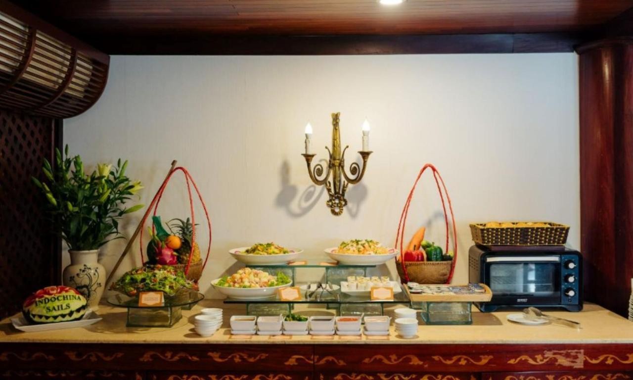 Hotel Indochina Sails Ha Long Esterno foto