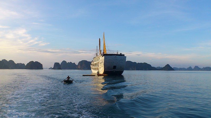 Hotel Indochina Sails Ha Long Esterno foto